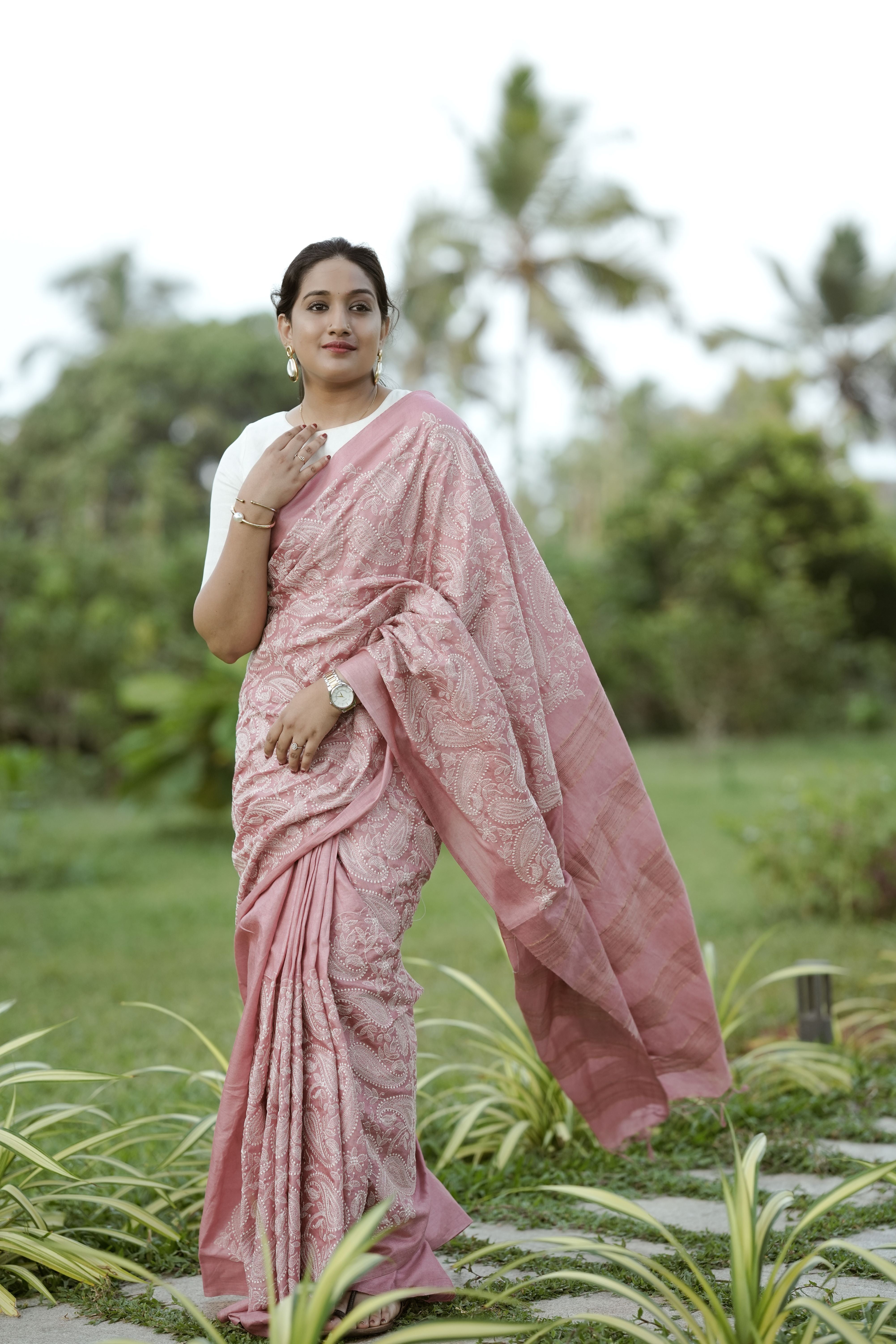 paisleys Tussar silk sari