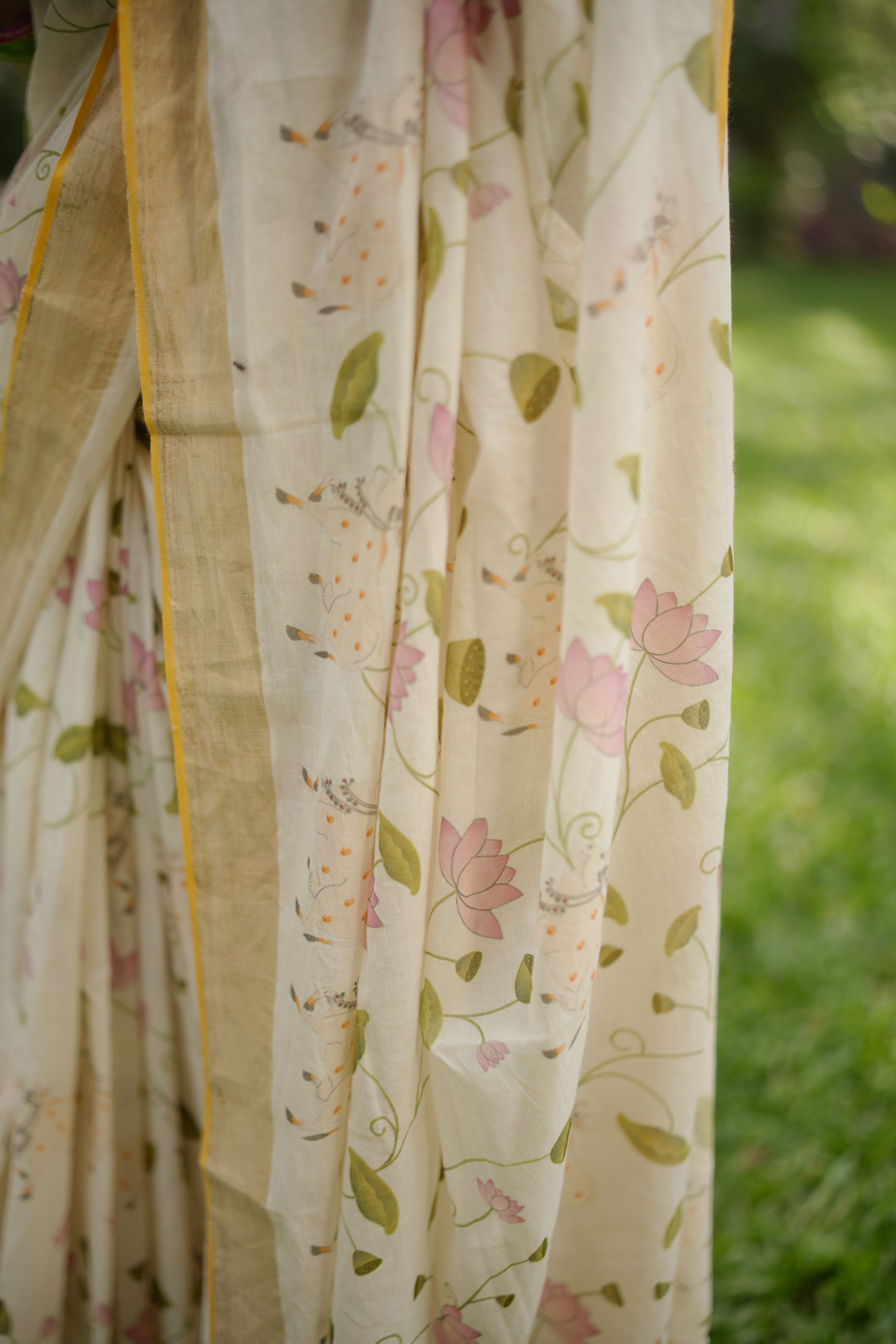 Pichwai design Kerala Kasavu sari