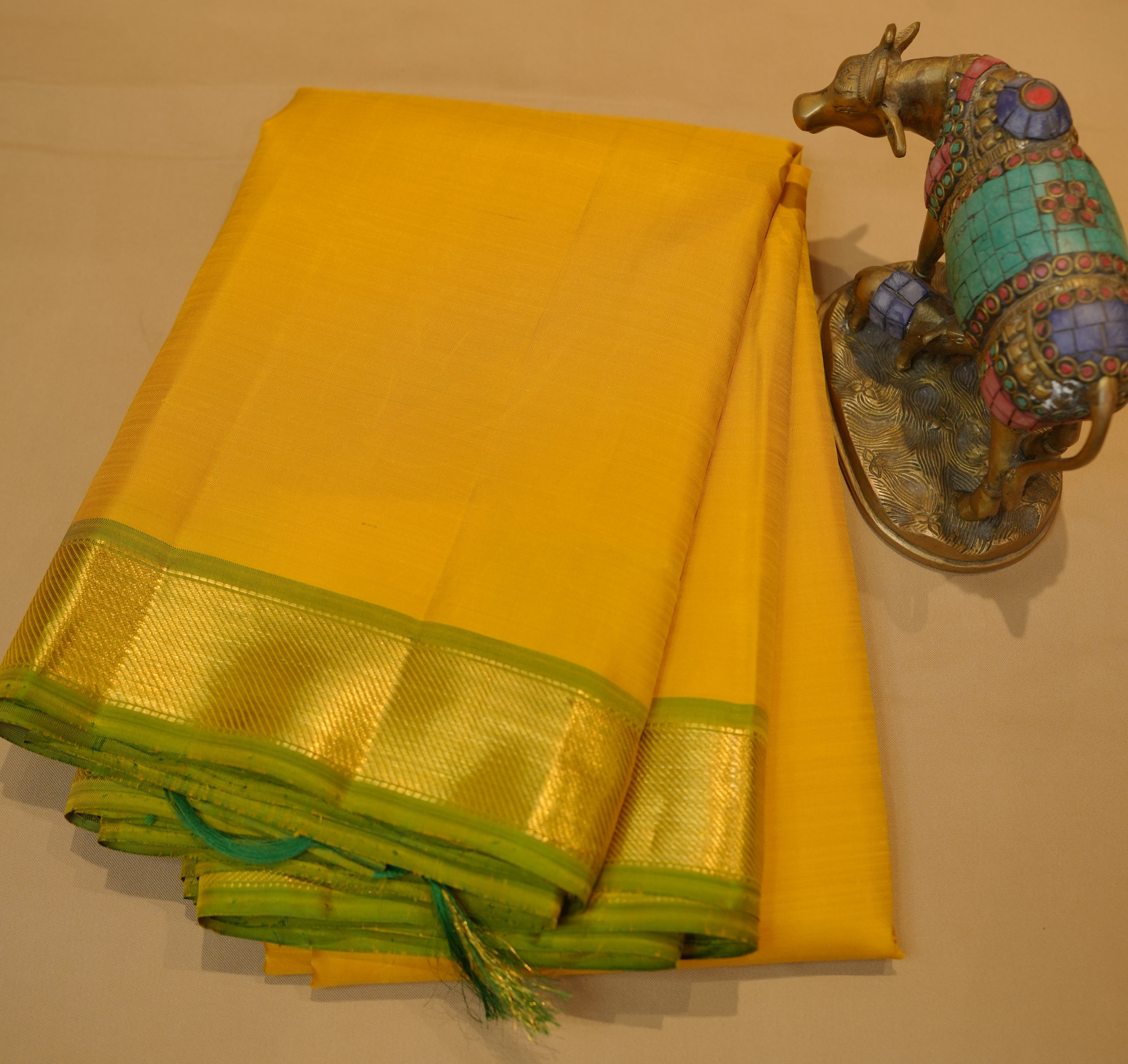 Dual Tone Yellow and Green
