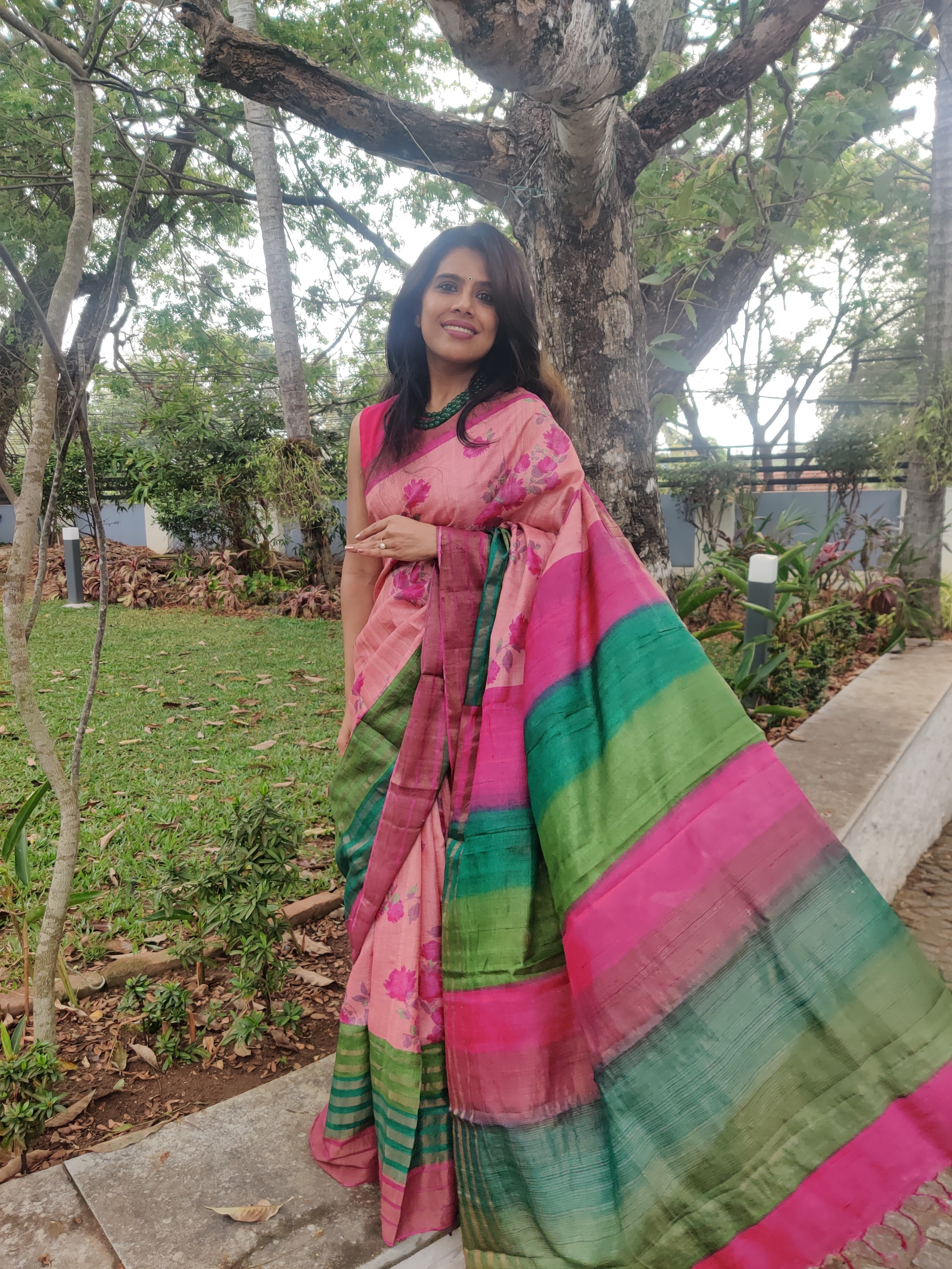 Tussar sari with zari border