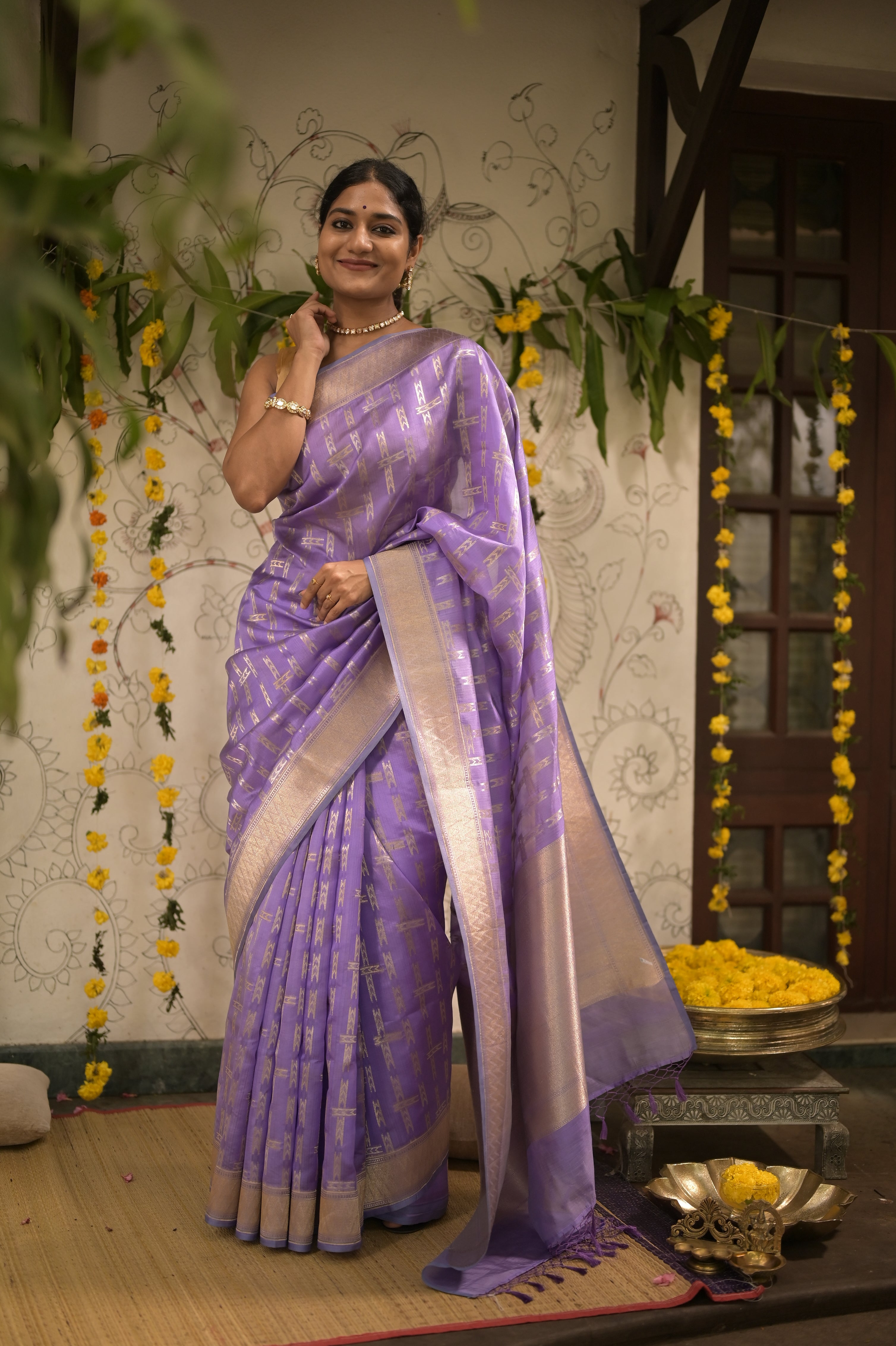 Embrace luxury  handwoven silk saree