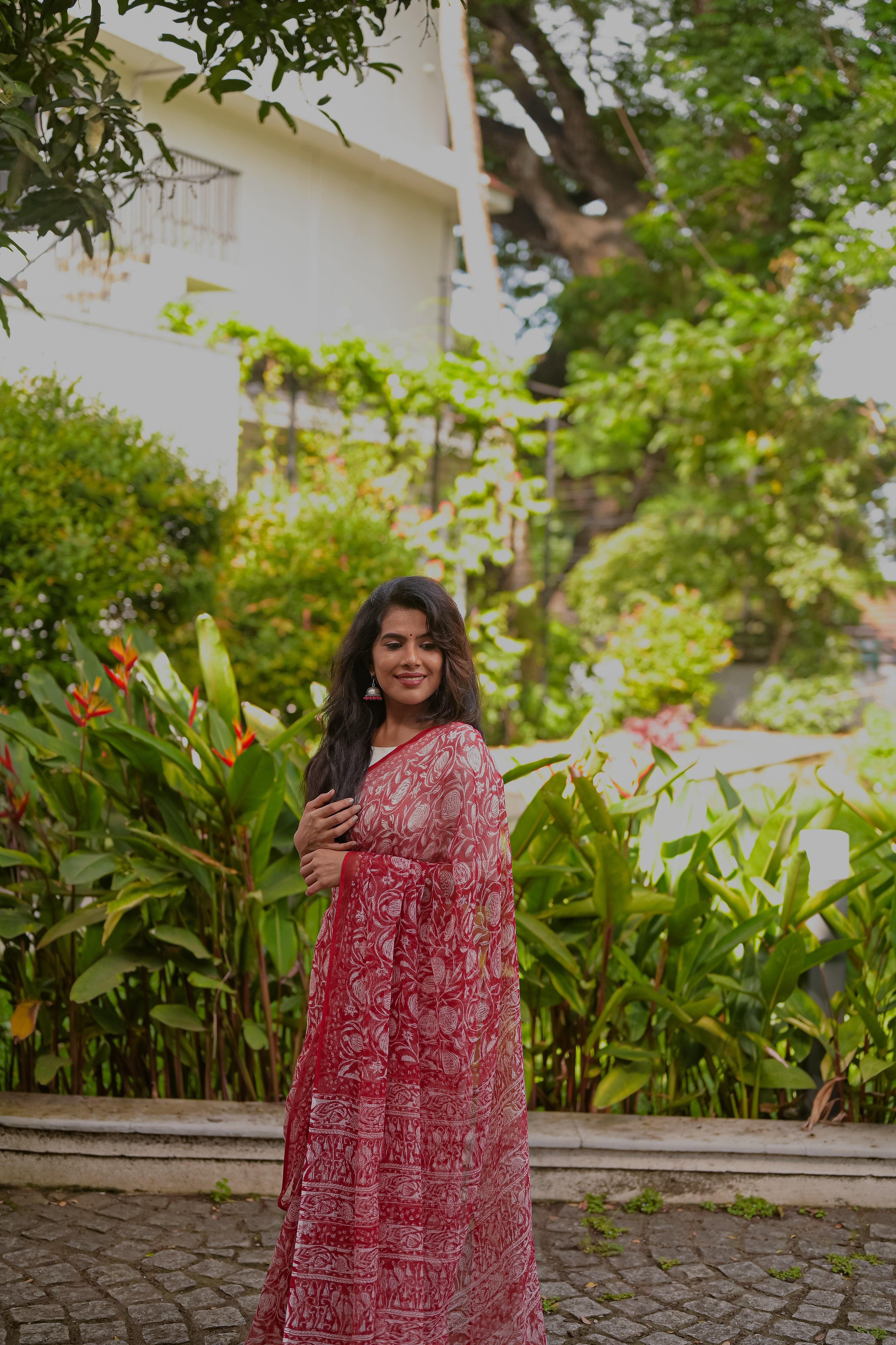 Snow White and Rose red, floral kota saree