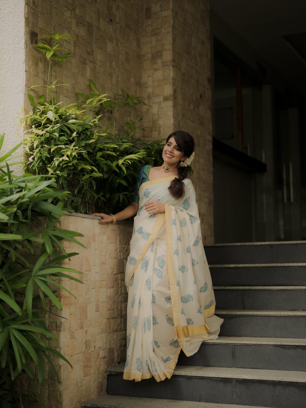 Handwoven kasavu sari
